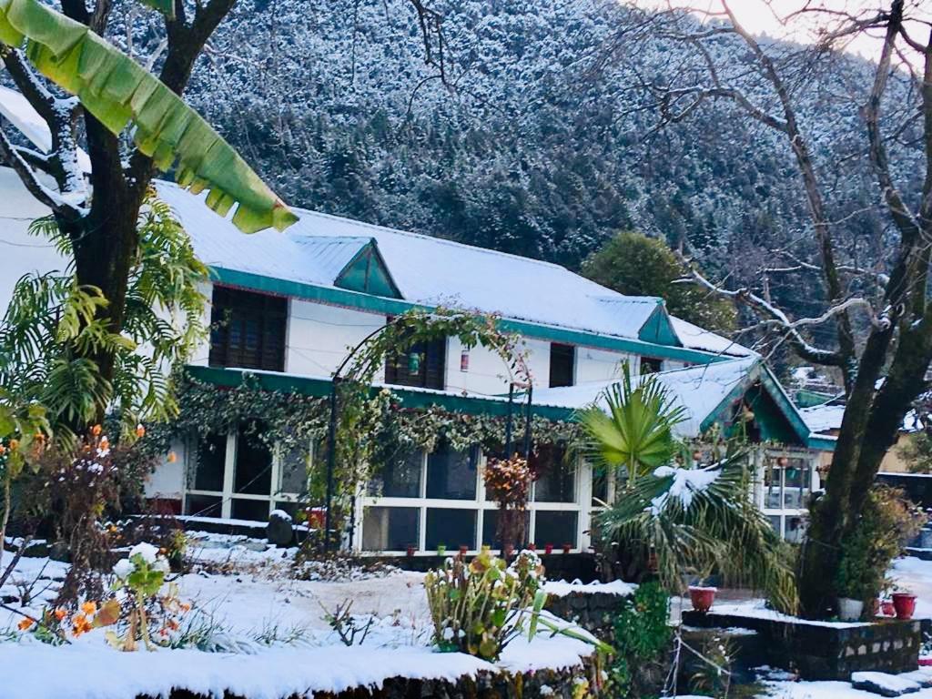 Tatva Bir Tents And Hotel Kangar Esterno foto